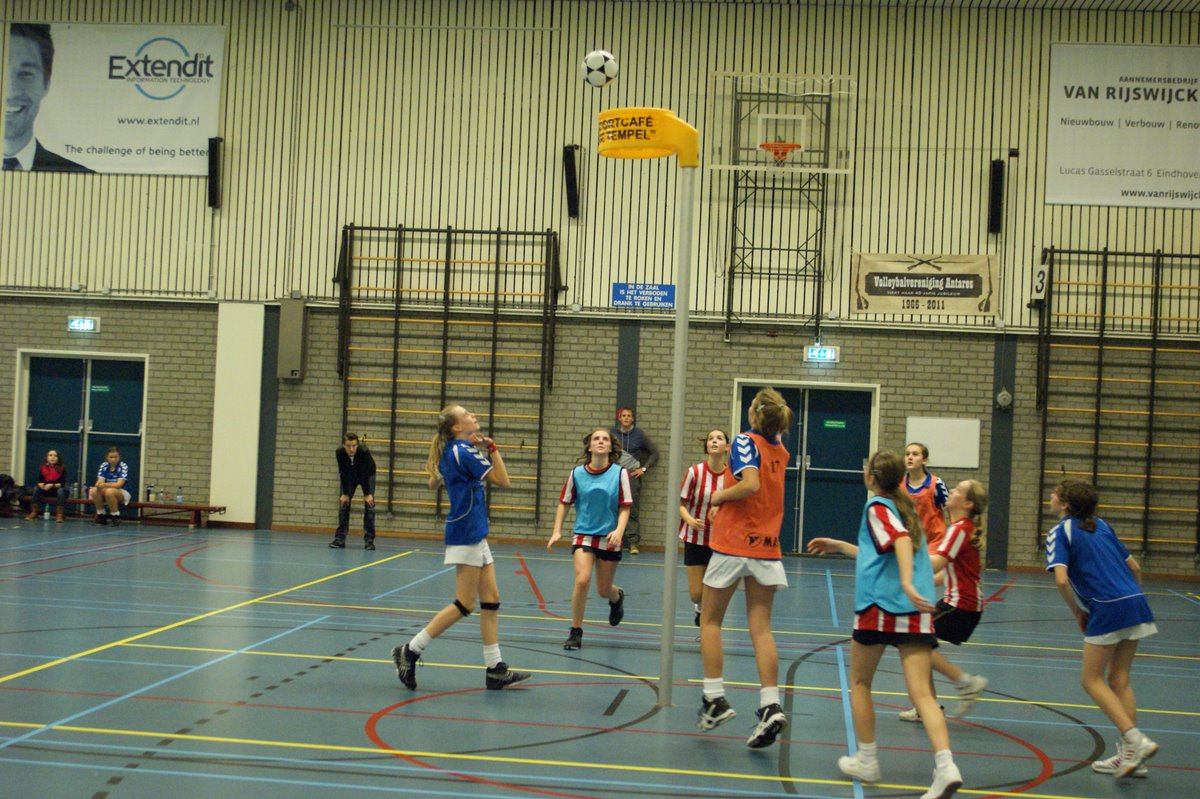 Korfbal C3  26 november-25.JPG